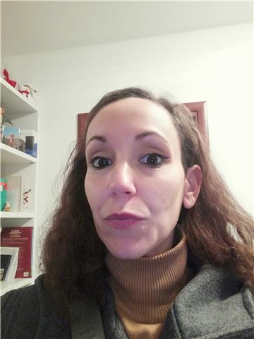 Dottoressa in Lettere e Storia dell arte impartisce lezioni