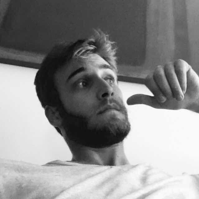 Insegnante di Inglese laureato in Traduzione offre lezioni di Inglese