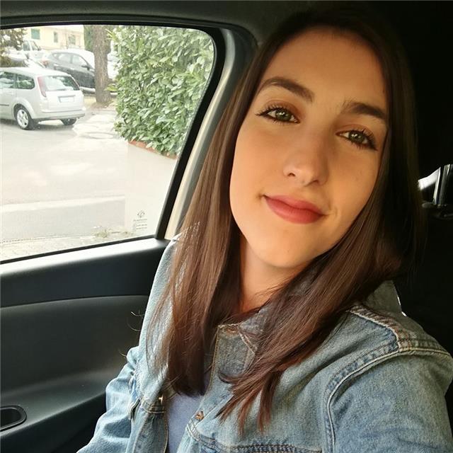 Laureata in mediazione linguistica per ripetizioni