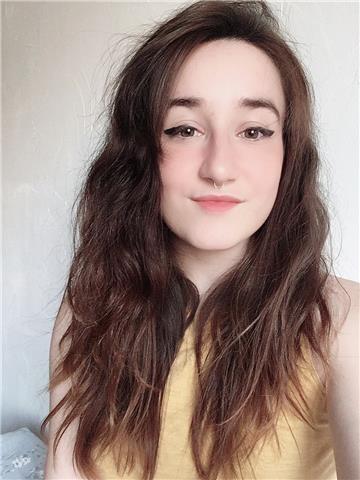 Estudiante de filología hispánica imparte clases particulares