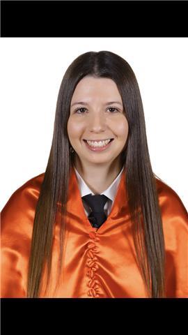 Profesora de inglés, he vivido en Estados Unidos. Tengo mucha paciencia y me encantan los niños!