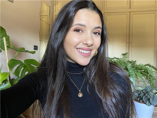 Studentessa universitaria offre ripetizioni in Inglese, Spagnolo, Italiano e Aiuto Compiti