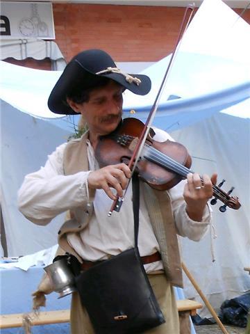 Lezioni di mandolino folk a distanza