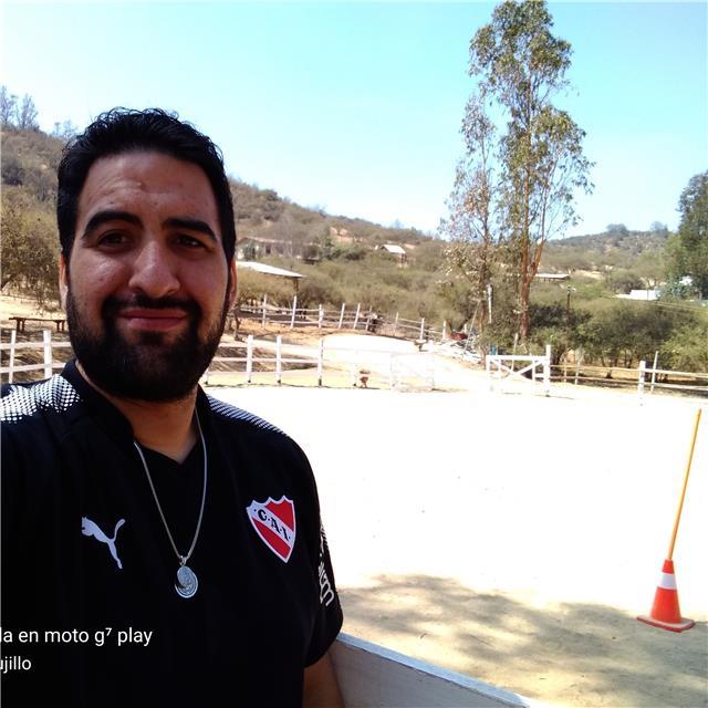 LICENCUADO Y Profesor Universitario