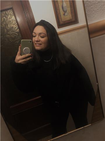 Profesora para clases de historia y biología hasta segundo de bachillerato