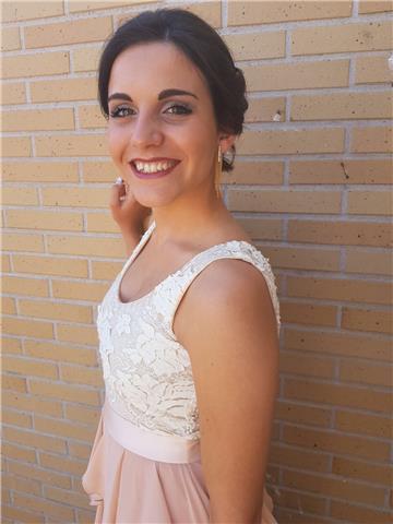 Doy clases particulares y refuerzo a niños y niñas de primaria y eso