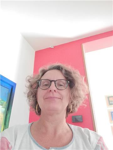 Laureata in lingue e letterature