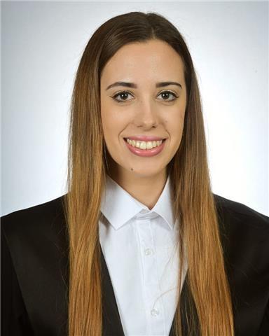 Soy marina, profesora particular desde hace 9 años. experiencia con necesidades educativas especiales