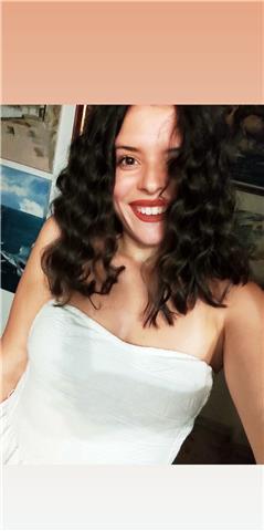 Ragazza laureata in Mediazione Linguistica offre lezioni di lingua inglese, araba, spagnola, francese