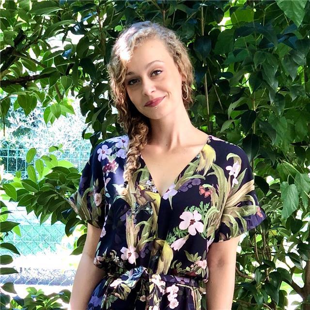 In mediazione linguistica propone lezioni, ripetizioni e aiuto compiti di inlgese a milano