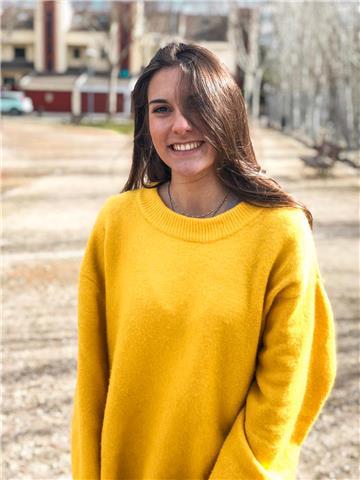 Hola! soy celia y estudio 4° de enfermería y estaría dispuesta y encantada de ayudarte con tus clases de biología