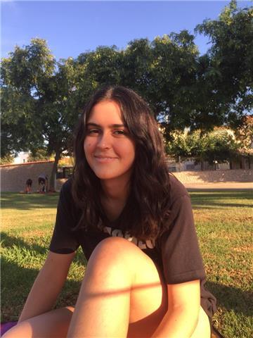 Estudiante de tercero de biología. puedo impartir clases de química y biología hasta nivel de bachillerato