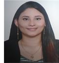 Profesora ofrece clases de matématicas para estudiantes de colegio