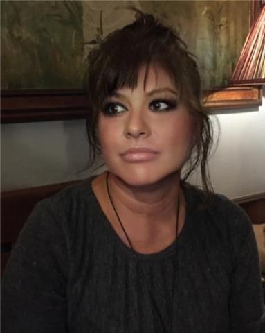 Doy clases particulares de todas las asignaturas para primaria y de lengua castellana para eso, bachiller y accesos