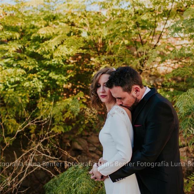 Diplomada magisterio primaría especialidad de inglés. primaria/ eso