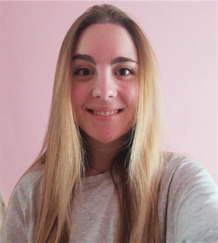 Maestra con tres años de experiencia dando clases particulares de idiomas, tanto gramaticalmente como conversaciones, en especial, español para extranjeros