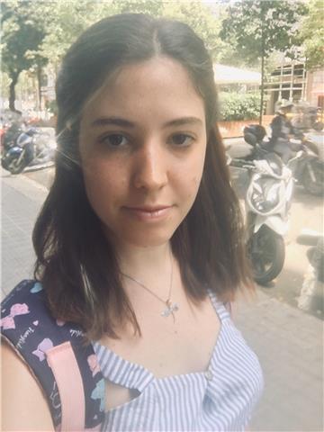 Profesora de catalán y castellano nativa ofrece dar clases de lengua catalana y castellana y literatura catalana