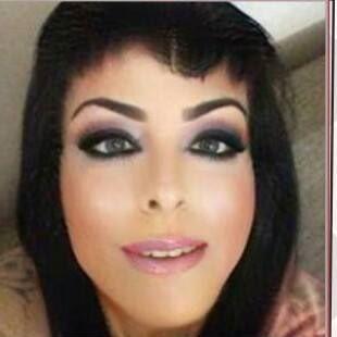 Profesor de lengua que imparte clases a primaria