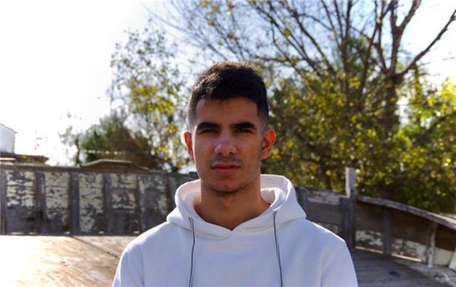 Estudiante de oposiciones con Bachiller y título B1 de inglés y con ganas de enaeñar e impartir clases