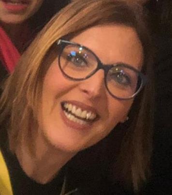 offro lezioni per studio e conversazioni in inglese per tutte gli indirizzi scolastici