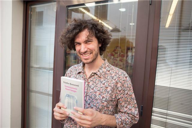 Insegnante offre lezioni di italiano, storia, geografia, latino e musica