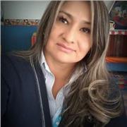 Docente de pedagogía infantil con énfasis en niños de 2 a 9 años