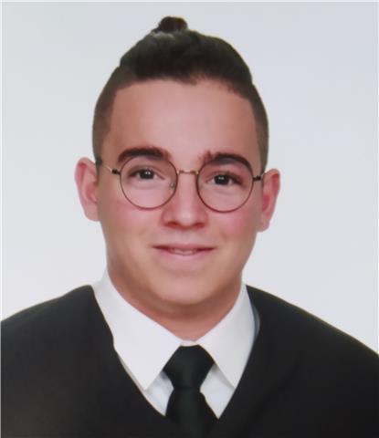 Me defino como nativo-inglés nacido en españa, en mi casa se habla inglés desde que nací. estaría dispuesto a dar clases de inglés a cualquier tipo de público