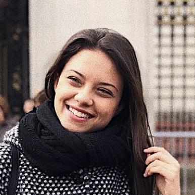 Diplomata in lingue con voto 100/100 offre lezioni private di Italiano,Inglese,Francese e Spagnolo a Crotone