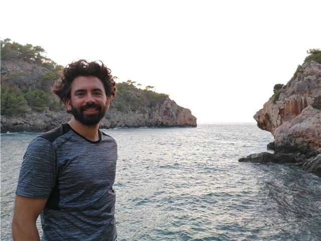 Matemáticas, mecánica, programación, etc. puedo ayudarte a entender conceptos, aplicarlos y a aprobar tus exámenes también