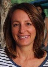 Laureata con lunga esperienza di lezioni private impartisce lezioni di matematica per scuole medie e superiori