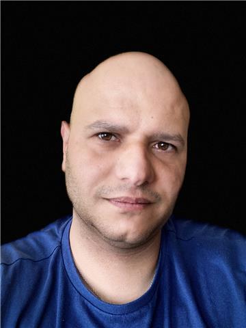 Doy clase a músicos, principiantes, medios y avanzados. lenguaje musical, armonía, análisis musical, historia de la música, informática musical, producción musical, grabación, educación audiovisual, etc