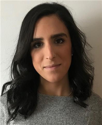 Apasionada de los números. me gustan las matemáticas y ayudar a otros a entenderlas, en especial a niños, haciendo las clases dinámicas y entretenidas