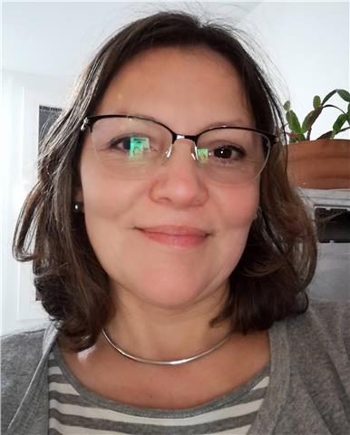 Enseignante spécialisée, propose des cours particuliers d'espagnol (niveaux débutants, intermédiaires, avancés).
Développement des compétences langagières à l'oral et à l'écrit (expresssion et compréhension orale, expression et compréhension écrite, prono