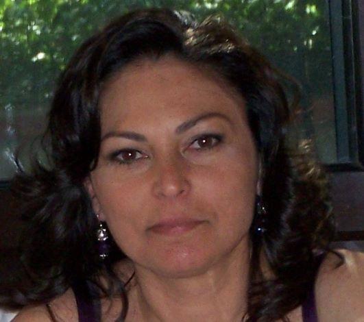 Insegnante madrelingua spagnola offre lezioni private di lingua e letteratura a tutti i livelli a ragazzi e adulti. Il metodo di insegnamento con aiuti audio-visivi permette l'apprendimento rapido e garantito