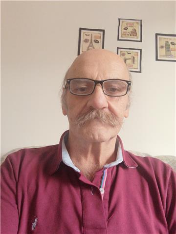 Doy clases particulares vía on line los 7 días de la semana de matemáticas, se aclaran dudas vía whatsapp