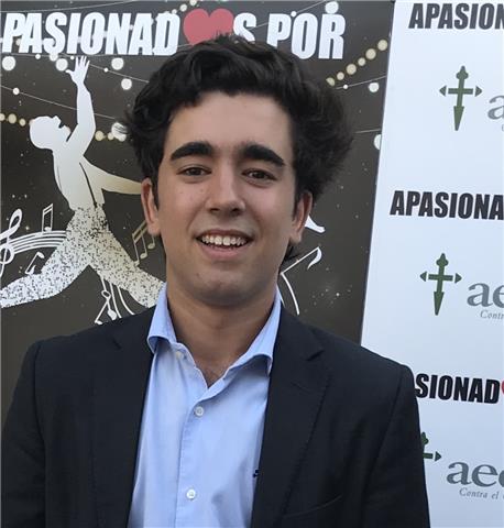 Estudiante de ingeniería ofrece clases particulares de ciencias e inglés