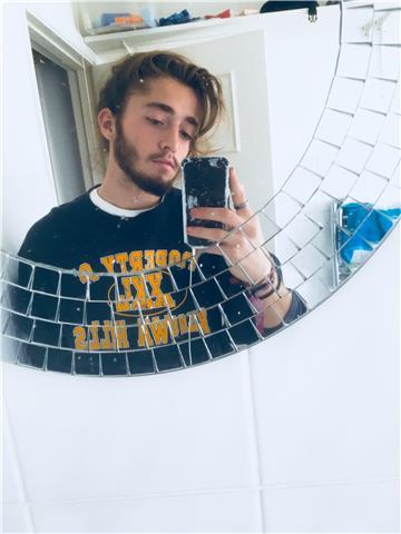 Doy clases de preparación para el cae, y apoyo de inglés en la eso y bachillerato