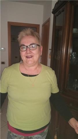 Laureata, offresi per lezioni di Italiano per stranieri