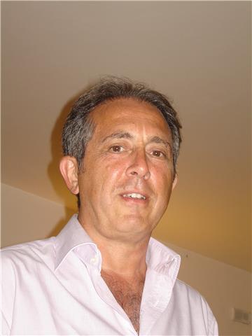 Ho insegnato presso scuole medie matematica e applicazioni tecniche