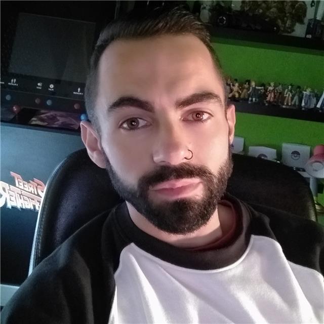 Me encanta el deporte, desde pequeño he competido a nivel nacional en diferentes deportes. desde hace unos los me metí de lleno en el mundo del fitness llegando a ser entrenador personal y preparador físico