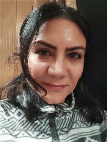 Experience English teacher offers English conversation, grammar and all skills for children and adults