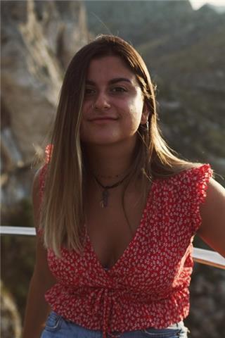 Profesora de inglés (b2) a niños de primaria y eso