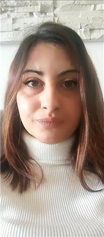 Sono una ragazza di 30 anni e impartisco lezioni di :
Italiano , Storia , Matematica, Biologia , Biotecnologie , Scienze . 
Esperienza da 3 anni in lezioni private a raggazzi/e delle medie e delle scuole superiori