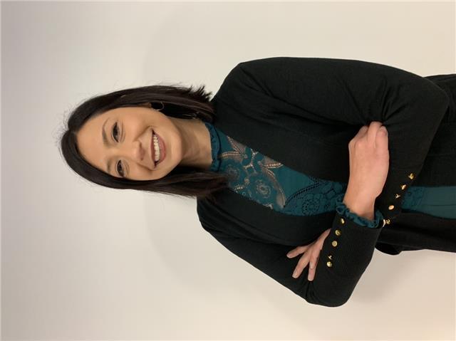 Insegnante di diritto impartisce lezioni per studenti di scuola superiore ed università a milano e provincia