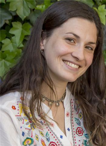 Hi there! If you are looking for an english teacher! Here I am Clases para niños, jóvenes y adultos. ONLINE!
