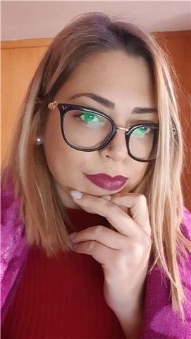 Insegnante di italiano, storia, geografia e latino al liceo. impartisco lezioni a singoli studenti