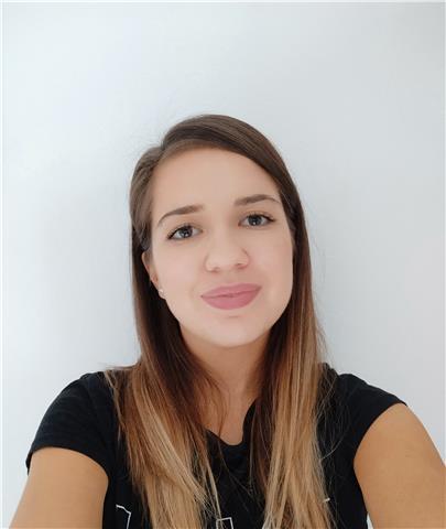 Ciao a tutti! Sono Silvia, insegnante alla Scuola primaria con esperienza di sostegno e laureata magistrale in Scienze della Formazione