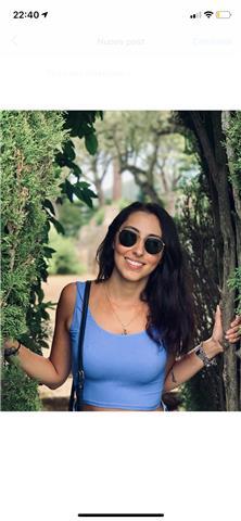 Laureata in lingue straniere impartisce ripetizioni di inglese a chiunque fosse interessato