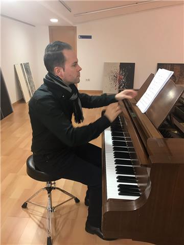 Profesor de Piano y Solfeo en Torrevieja Orihuela Costa