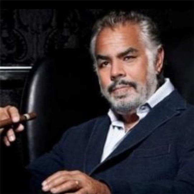 English Teacher dicta clases para tofas las edades practicas vivenciales